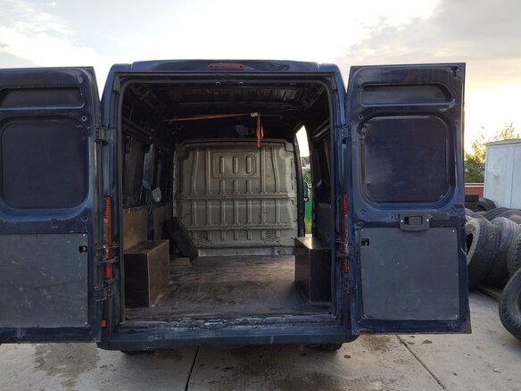 2011 Peugeot Boxer, синий, 1000000 рублей - вид 9