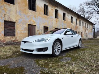 2019 Tesla Model S Long Range I Рестайлинг, белый, 4750000 рублей, вид 2