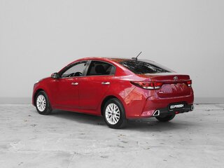 2021 Kia Rio IV Рестайлинг, красный, 1549000 рублей, вид 2