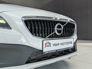 2018 Volvo V40 Cross Country I Рестайлинг, белый, 1950000 рублей, вид 5