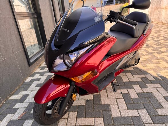 2010 Honda Silver Wing 400, красный, 700000 рублей - вид 6