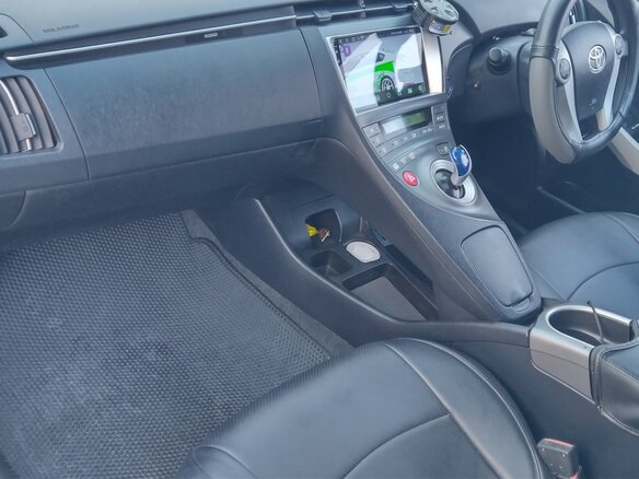 2012 Toyota Prius III Рестайлинг (XW30), белый, 1315000 рублей - вид 14