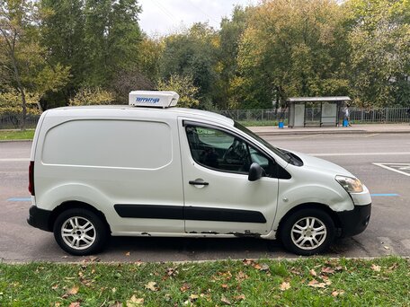 2012 Peugeot Partner, белый, 500000 рублей, вид 1