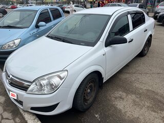 2012 Opel Astra H Рестайлинг, белый, 580000 рублей, вид 1