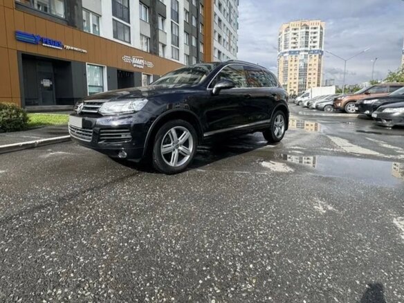 2011 Volkswagen Touareg II, чёрный, 2750000 рублей - вид 6