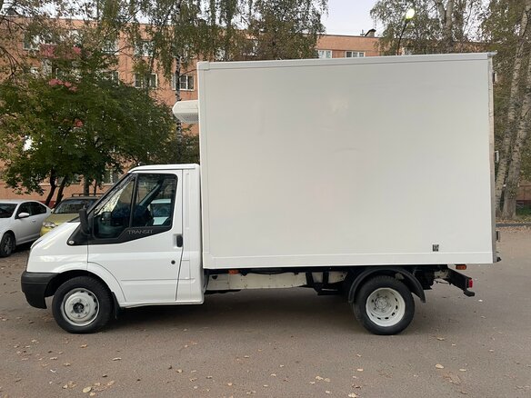 2013 Ford Transit, белый - вид 2