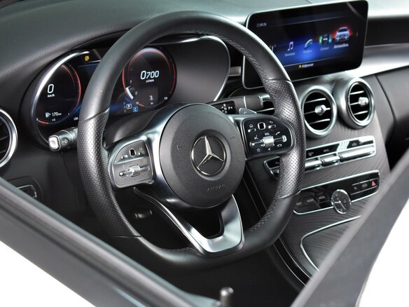 2020 Mercedes-Benz C-Класс 180 IV (W205) Рестайлинг, белый, 3800000 рублей - вид 9