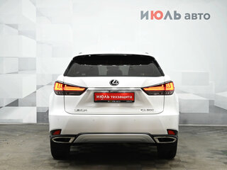 2021 Lexus RX 300 IV Рестайлинг, белый, 5500000 рублей, вид 5