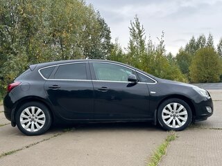 2010 Opel Astra J, чёрный, 580000 рублей, вид 5