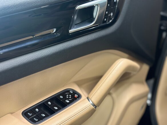 2018 Porsche Cayenne III, чёрный, 5950000 рублей - вид 29