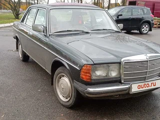1983 Mercedes-Benz W123 300, зелёный, 355000 рублей, вид 5