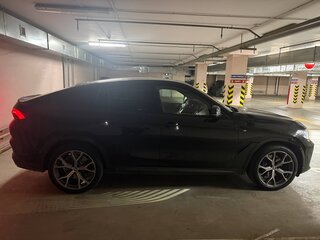 2020 BMW X6 30d III (G06), чёрный, 8000000 рублей, вид 4