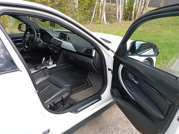 2018 BMW 3 серии 330i xDrive VI (F3x) Рестайлинг, белый - вид 6