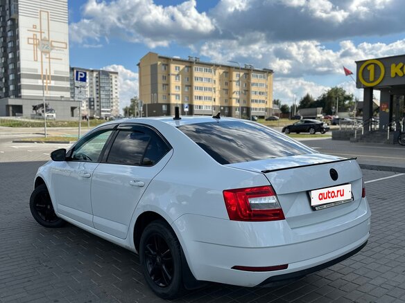 2018 Skoda Octavia III (A7) Рестайлинг, белый, 780000 рублей - вид 8