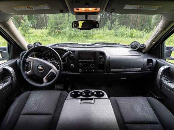 2013 Chevrolet Silverado II (GMT900), белый, 3000000 рублей - вид 21