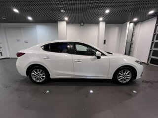 2014 Mazda 3 III (BM), белый, 1420000 рублей, вид 2