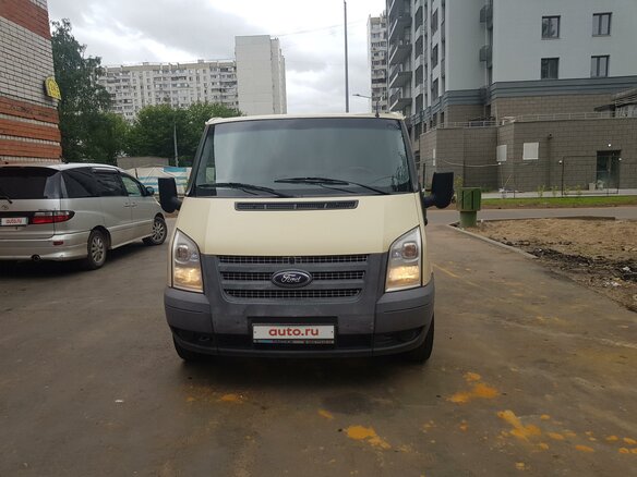 2013 Ford Transit, бежевый
