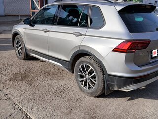 2019 Volkswagen Tiguan II, серебристый, 1850000 рублей, вид 5