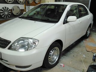 2001 Toyota Corolla IX (E120, E130), белый, 360000 рублей, вид 2