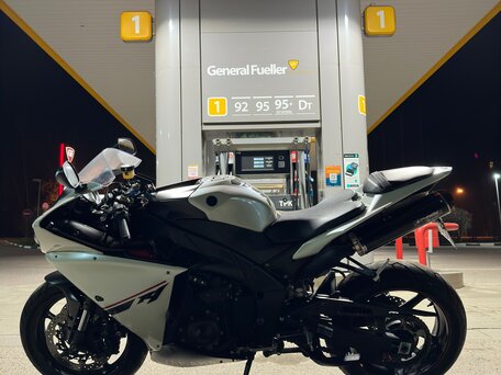 2014 Yamaha YZF-R1, белый, 1100000 рублей, вид 5