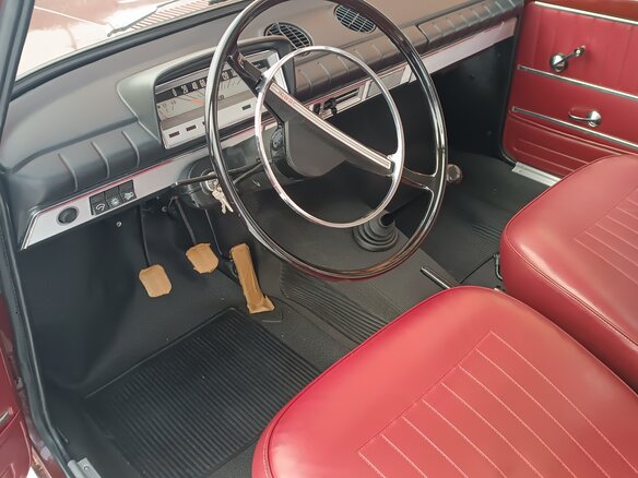1971 Lada (ВАЗ) 2102, пурпурный, 6000000 рублей - вид 6