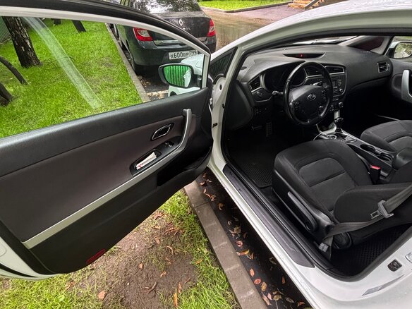 2016 Kia Ceed II Рестайлинг, белый, 1299000 рублей - вид 36