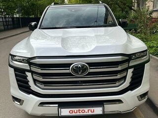 2021 Toyota Land Cruiser 300 Series, белый, 9690000 рублей, вид 2