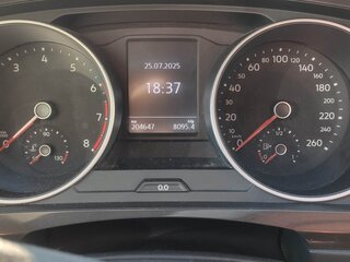 2018 Volkswagen Tiguan II, чёрный, 1750000 рублей, вид 4