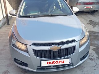 2010 Chevrolet Cruze I, серебристый, 700000 рублей, вид 1