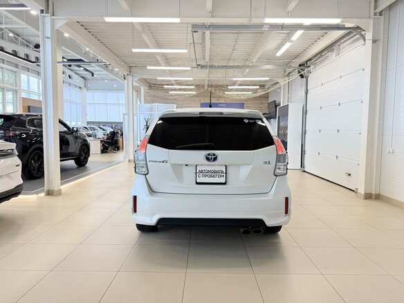 2012 Toyota Prius Alpha I (ZVW40/41), белый, 1349000 рублей - вид 5