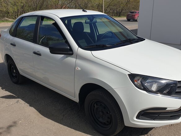 2024 Lada (ВАЗ) Granta I Рестайлинг, белый, 809999 рублей - вид 2