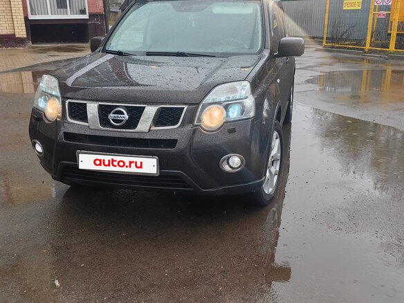 2012 Nissan X-Trail II Рестайлинг, коричневый, 1299999 рублей - вид 1