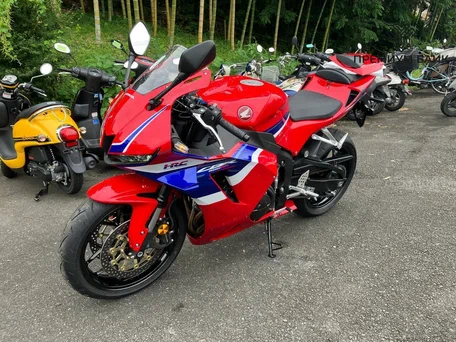 2025 Honda CBR 600RR, красный, 1399000 рублей, вид 3