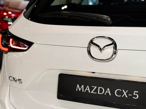 2026 Mazda CX-5 II Рестайлинг, белый, 4200000 рублей - вид 9