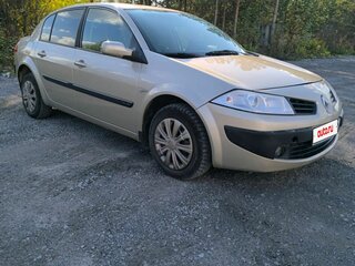 2006 Renault Megane II Рестайлинг, бежевый, 355000 рублей, вид 3