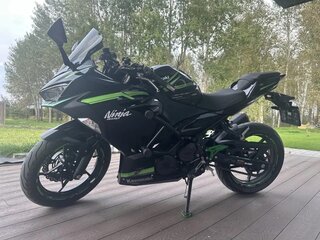 2017 Kawasaki Ninja 400, чёрный, 590000 рублей, вид 1