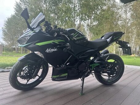 2017 Kawasaki Ninja 400, чёрный, 590000 рублей, вид 1