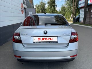 2018 Skoda Octavia III (A7) Рестайлинг, серебристый, 2499000 рублей, вид 5