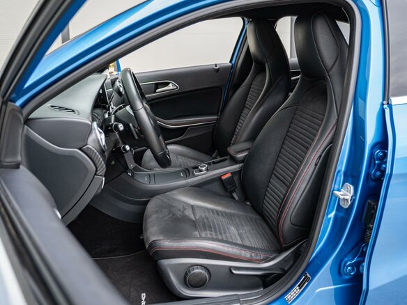 2015 Mercedes-Benz A-Класс 180 III (W176), голубой, 1445000 рублей - вид 9
