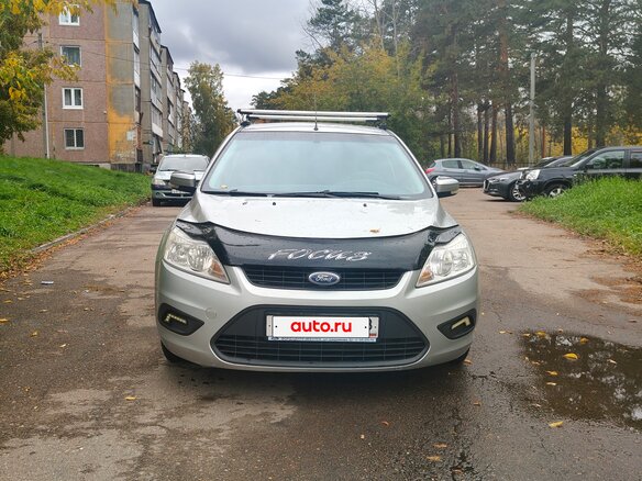 2010 Ford Focus II Рестайлинг, серебристый, 340000 рублей