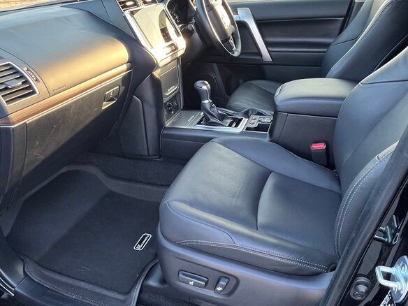 2021 Toyota Land Cruiser Prado 150 Series Рестайлинг 3, чёрный, 5999999 рублей - вид 23