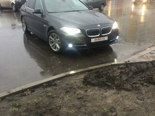2013 BMW 5 серии 528i xDrive VI (F10/F11/F07) Рестайлинг, серый, 1830000 рублей, вид 2