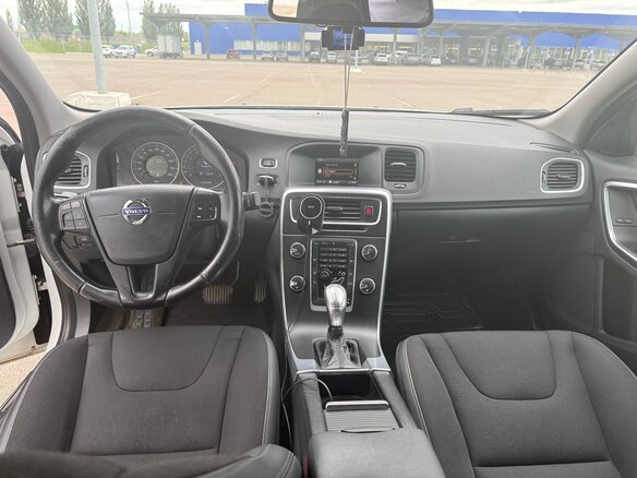 2013 Volvo S60 II, белый, 1010000 рублей - вид 7