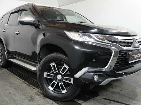 Mitsubishi Pajero Sport III