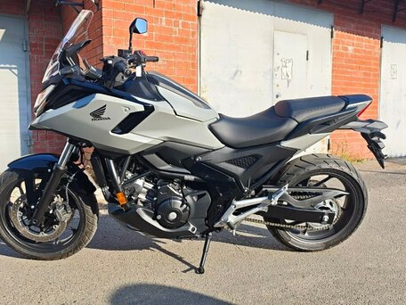 2026 Honda NC 750X, серебристый, 1300000 рублей, вид 3