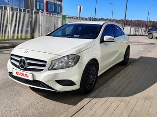 2015 Mercedes-Benz A-Класс 180 III (W176), белый, 1550000 рублей, вид 2