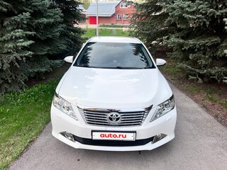 2014 Toyota Camry VII (XV50), белый, 1950000 рублей, вид 2