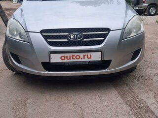 2008 Kia Ceed I, серебристый, 699000 рублей, вид 1