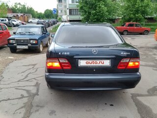 2000 Mercedes-Benz E-Класс 280 II (W210, S210) Рестайлинг, синий, 1350000 рублей, вид 5