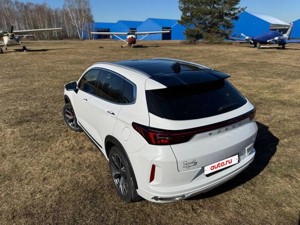 2022 Exeed LX I Рестайлинг, белый, 2350000 рублей - вид 3